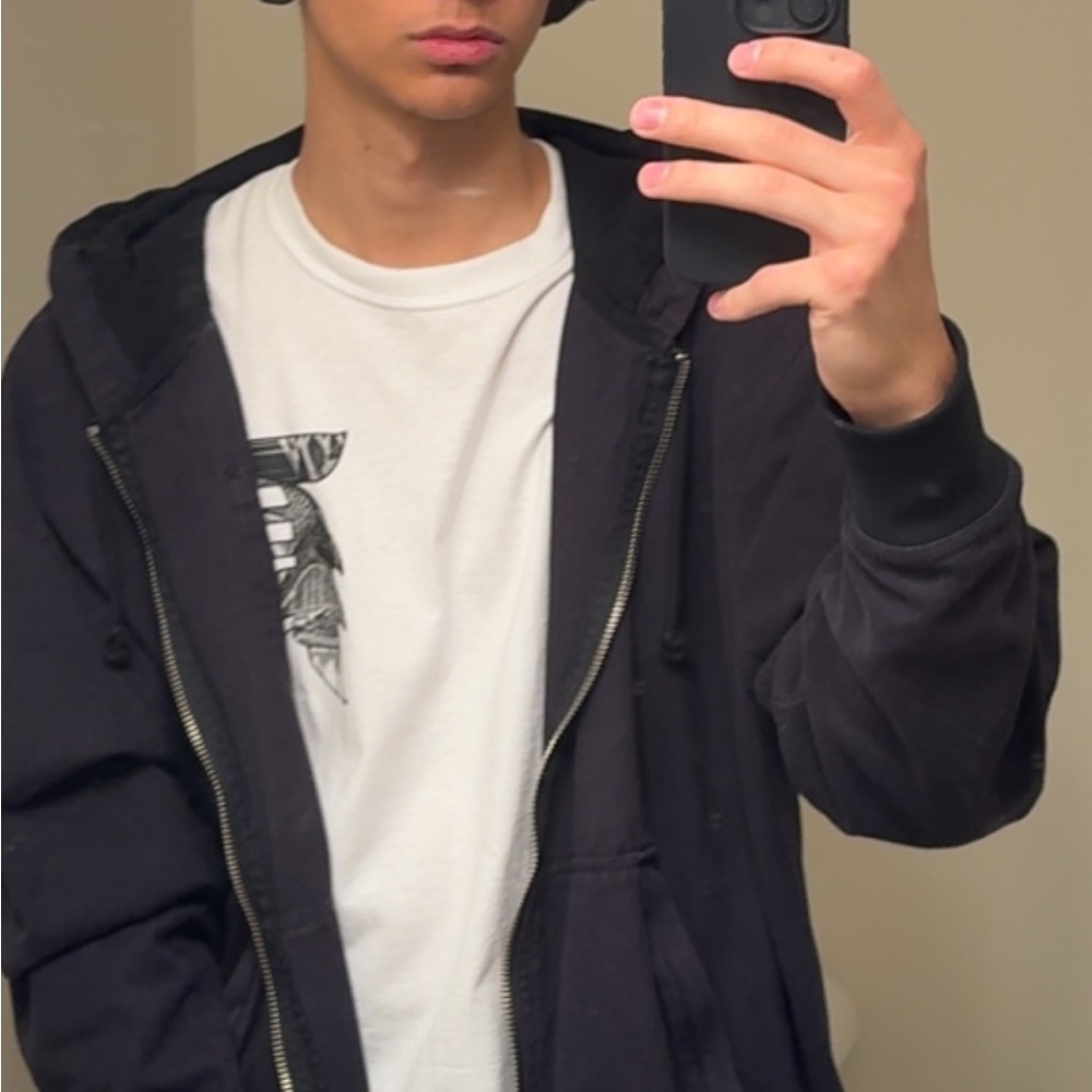 Meet your Posher, Alexander